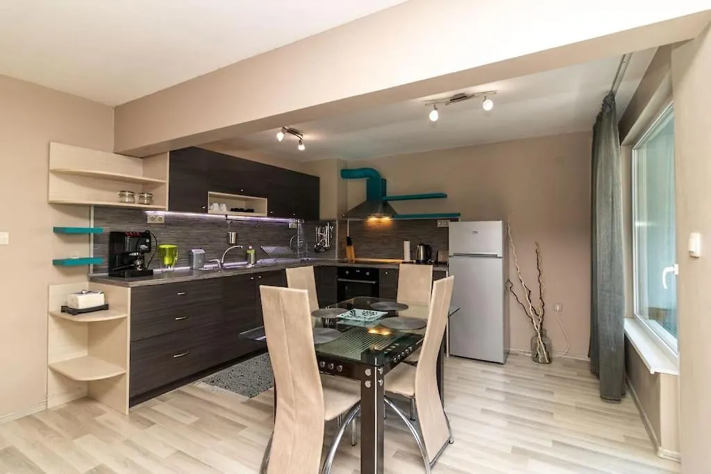 Niko'S 2 Bedroom Central Apartment Sofia Bulgaria