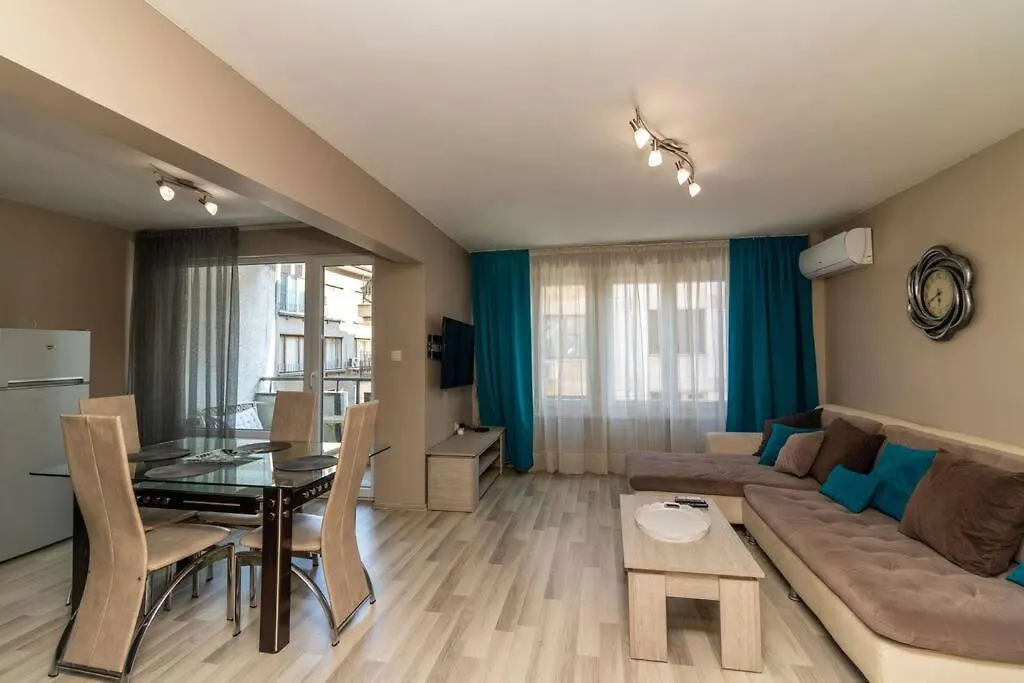 Niko'S 2 Bedroom Central Apartment Sofia